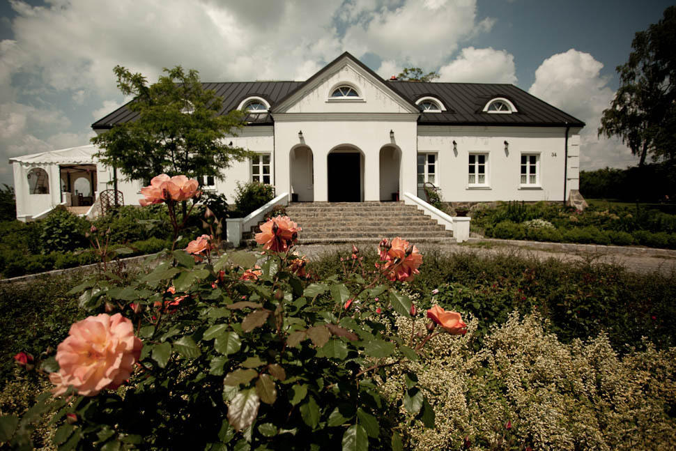 Dwor Na Wichrowym Wzgorzu Bed & Breakfast Przybyslawice ภายนอก รูปภาพ